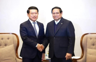 PM affirms government’s resolve to soon complete cooperation projects with Laos